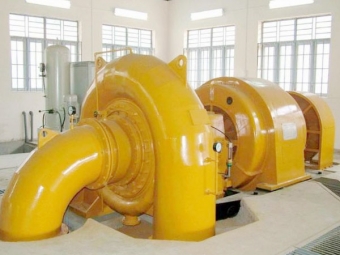 水輪發(fā)電機(jī)